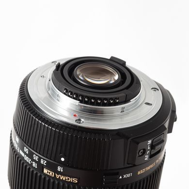 Об'єктив Sigma Zoom 18-200mm f/3.5-6.3 II DC OS HSM для Nikon