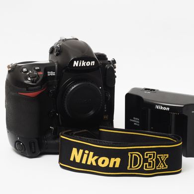 Дзеркальний фотоапарат Nikon D3x (пробіг 218080 кадрів)