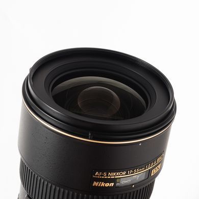 Об'єктив Nikon 17-55mm f/2.8G IF-ED AF-S DX Zoom-Nikkor