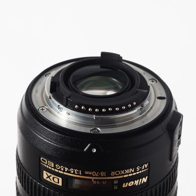 Об'єктив Nikon 18-70mm f/3.5-4.5G IF-ED AF-S DX Zoom-Nikkor