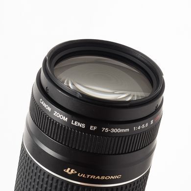 Об'єктив Canon Zoom Lens EF 75-300mm f/4-5.6 III USM