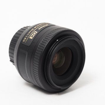 Об'єктив Nikon AF-S DX Nikkor 35mm f/1.8G