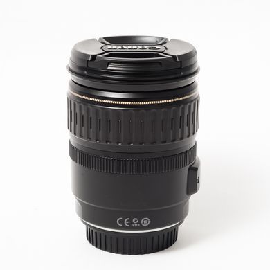 Об'єктив Canon Zoom Lens EF 28-135mm f/3.5-5.6 IS USM